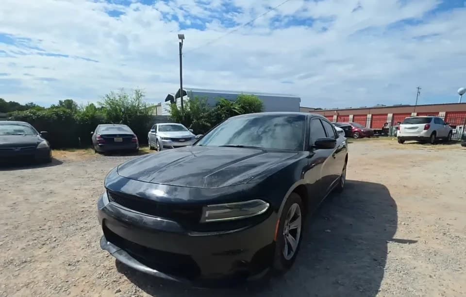 2017 DODGE CHARGER SXT 2