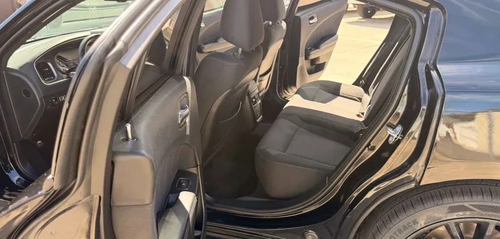 2018 DODGE CHARGER SXT Plus 7
