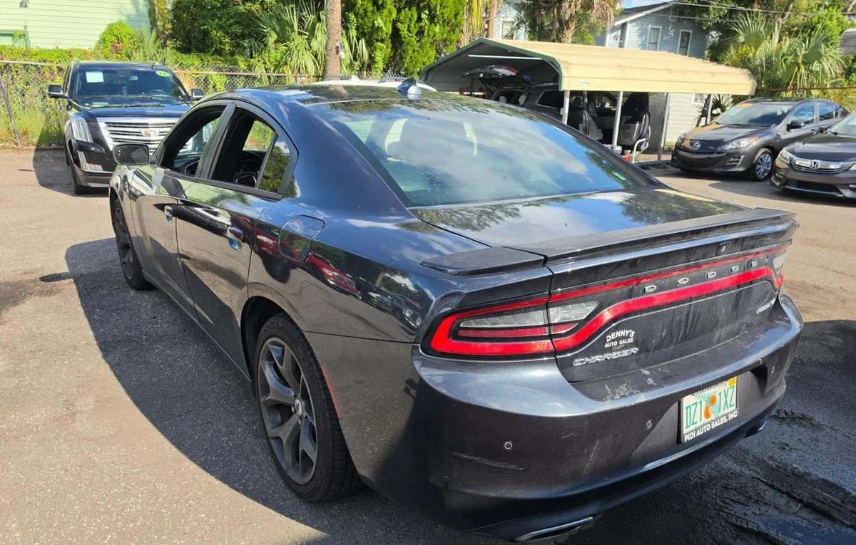 2017 DODGE CHARGER SXT 3