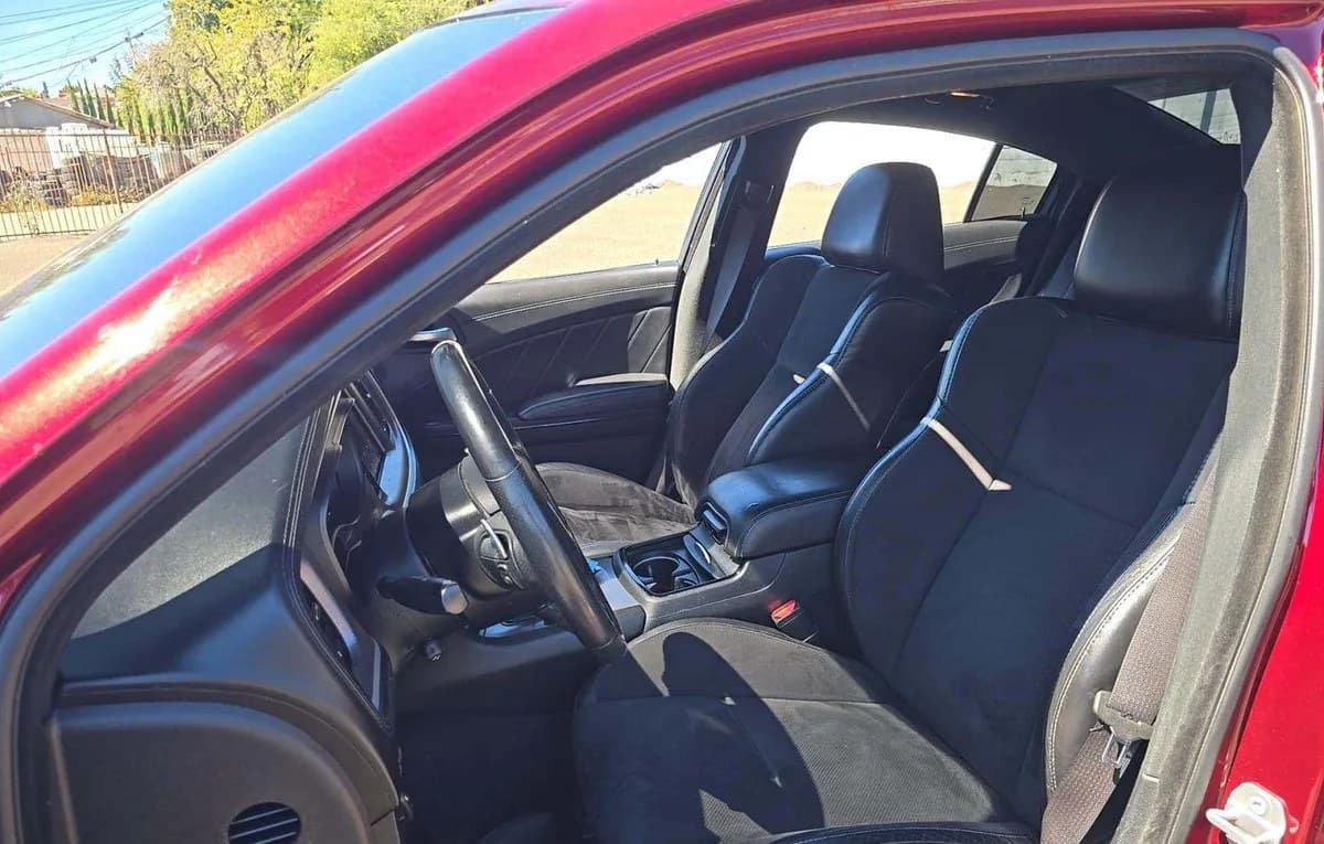 2019 DODGE CHARGER GT 4