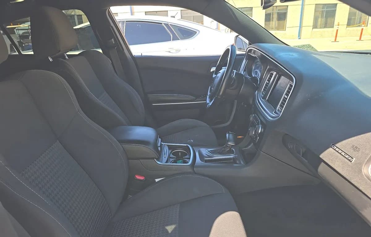 2019 DODGE CHARGER GT 5