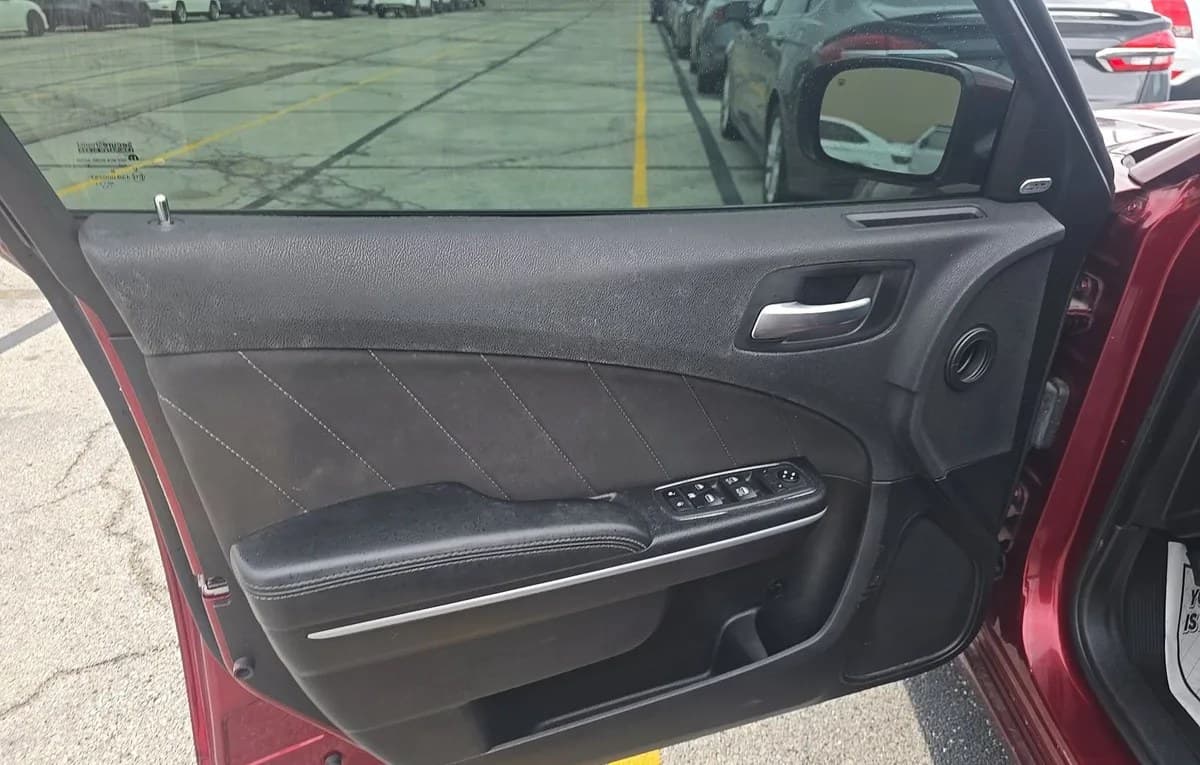 2021 DODGE CHARGER SXT 6