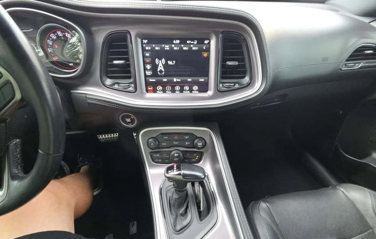 2020 DODGE CHALLENGER SXT 7
