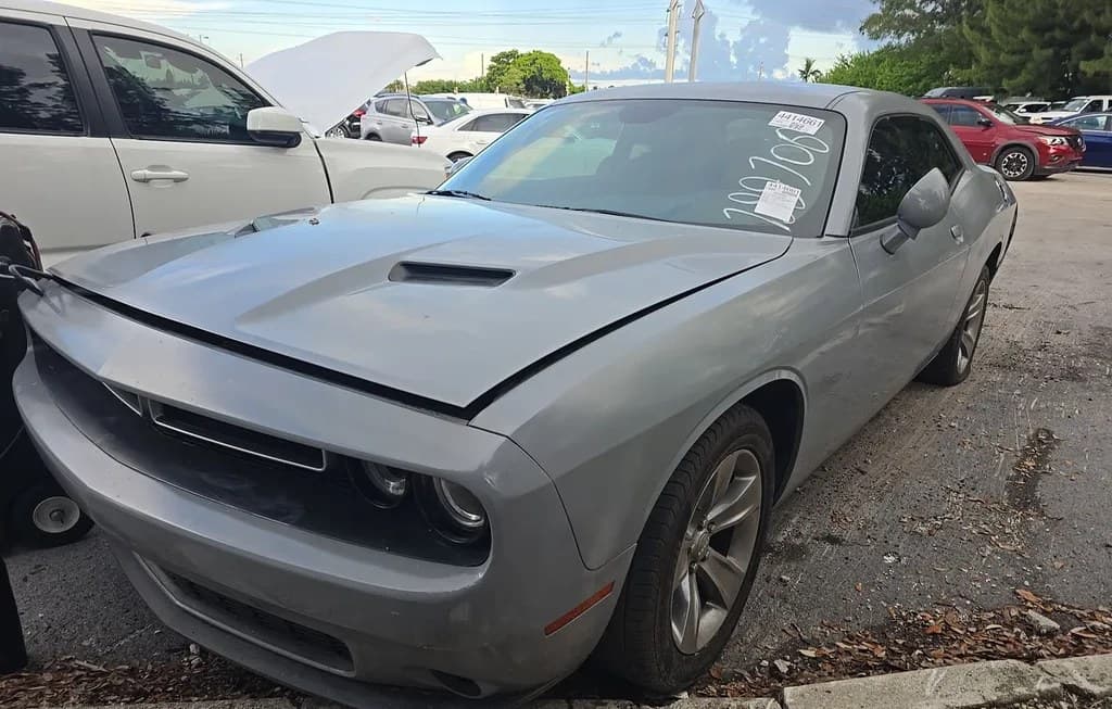 2020 DODGE CHALLENGER SXT 1