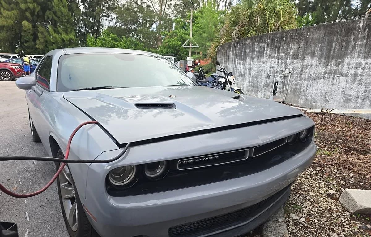 2020 DODGE CHALLENGER SXT 4