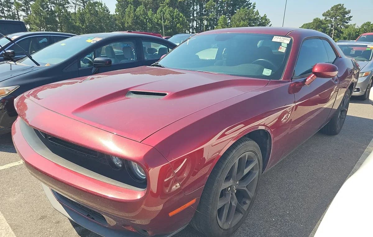 2020 DODGE CHALLENGER SXT 2