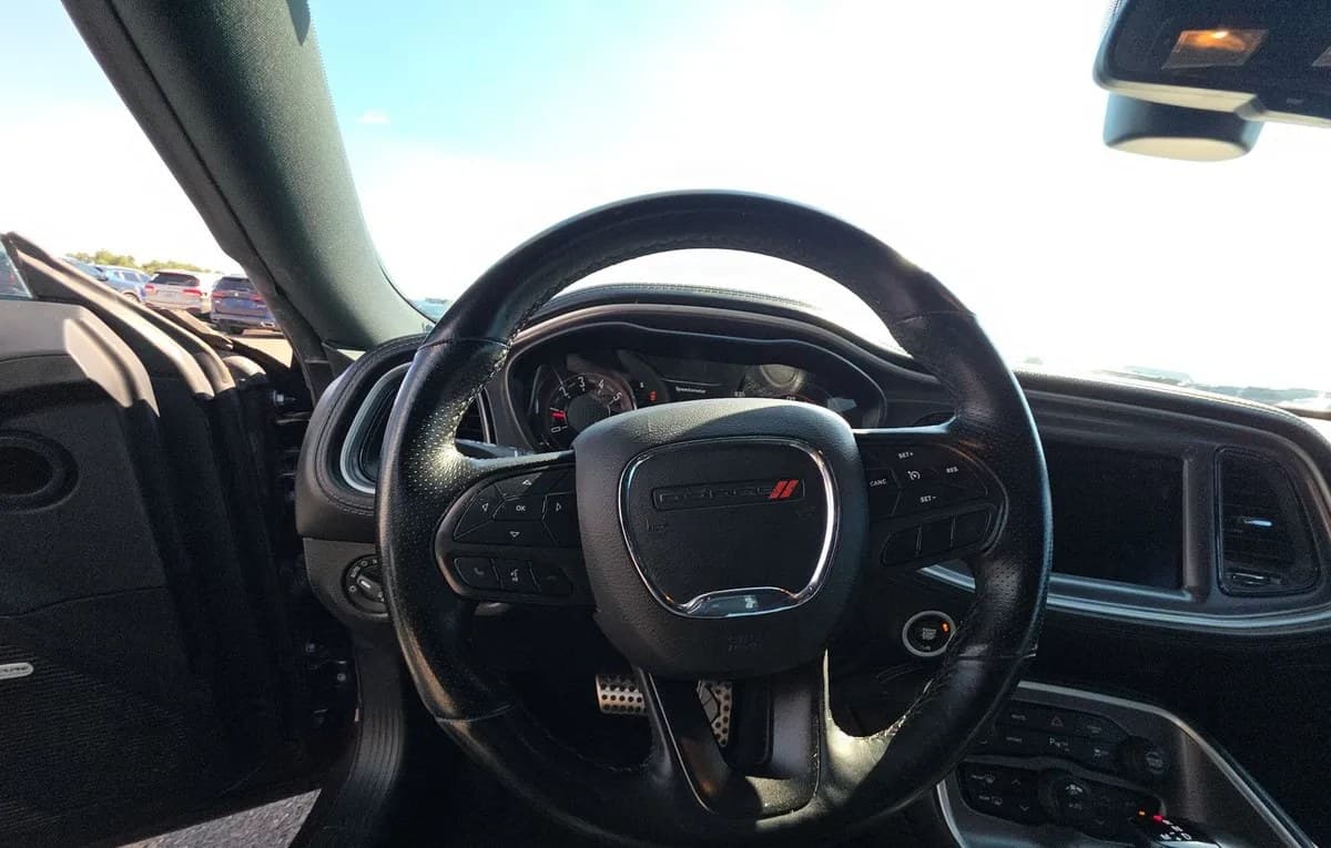 2022 DODGE CHALLENGER SXT 7