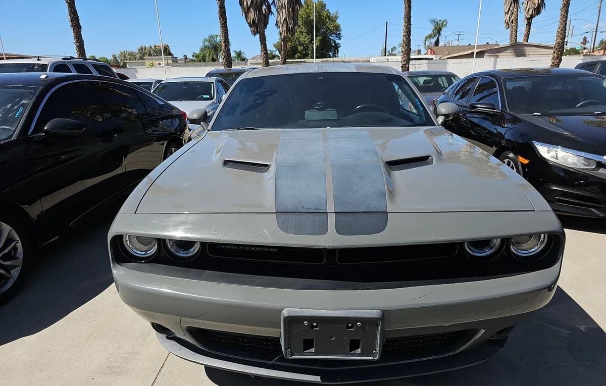 2017 DODGE CHALLENGER SXT Plus 3
