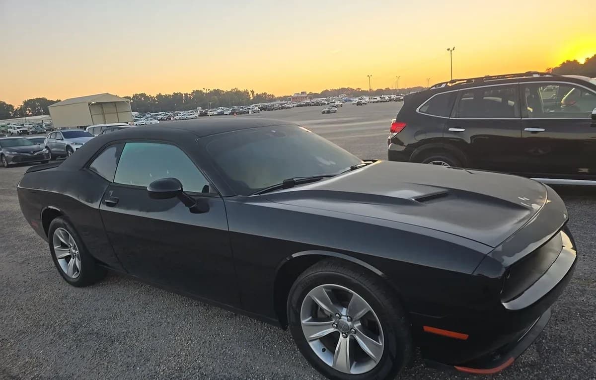 2018 DODGE CHALLENGER SXT 4