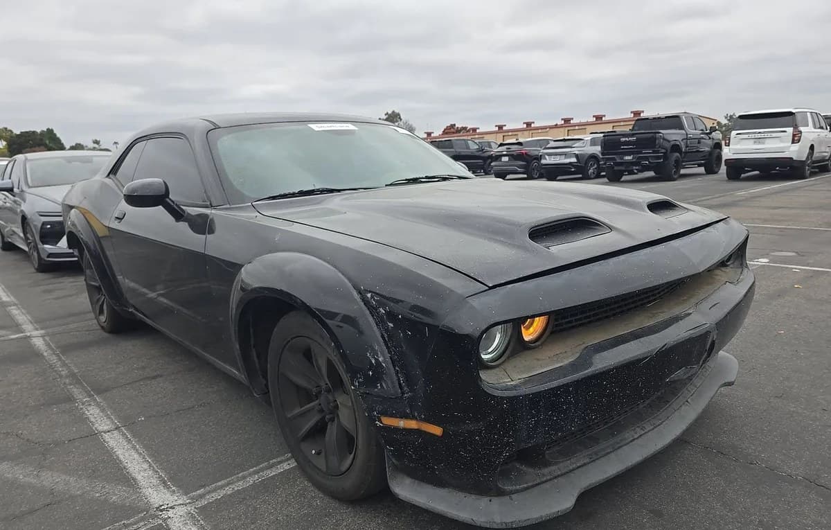 2018 DODGE CHALLENGER SXT 4