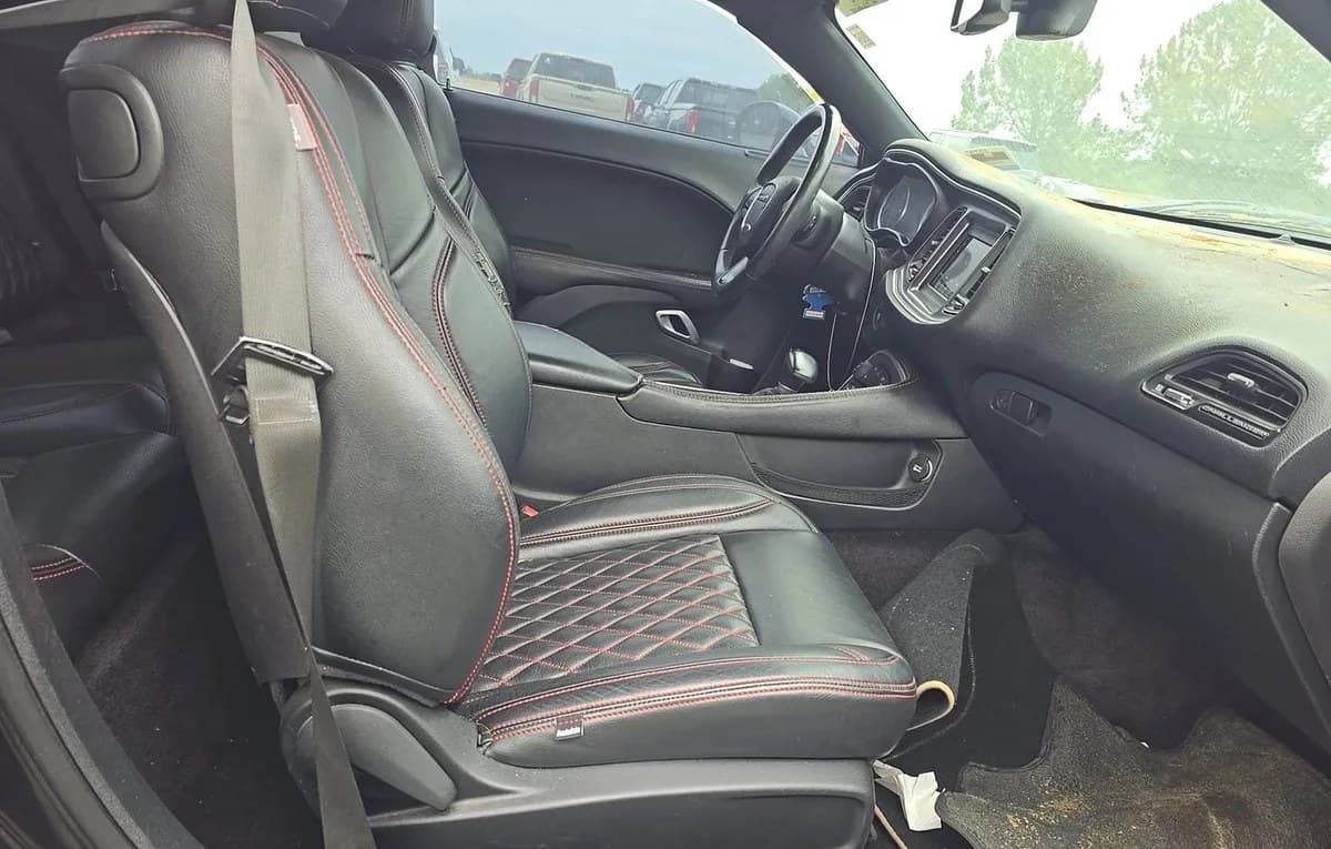 2018 DODGE CHALLENGER SXT 5