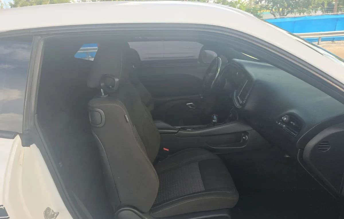 2019 DODGE CHALLENGER SXT 5