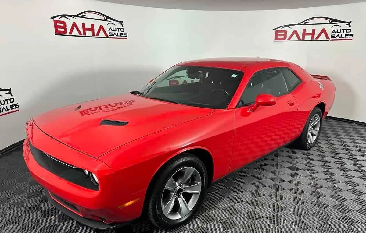 2020 DODGE CHALLENGER SXT 4