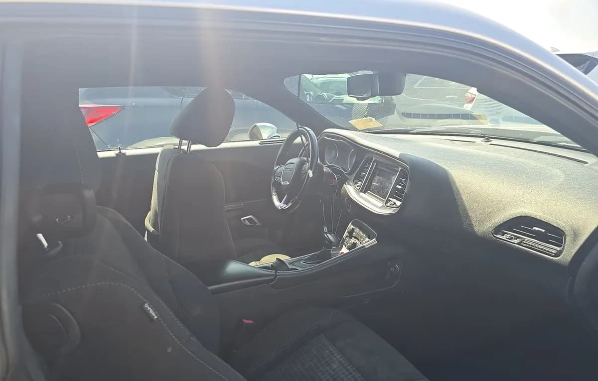 2022 DODGE CHALLENGER SXT 5