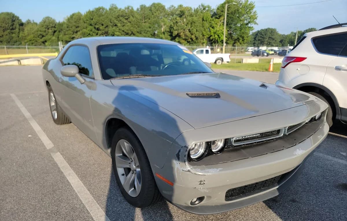 2019 DODGE CHALLENGER SXT 4