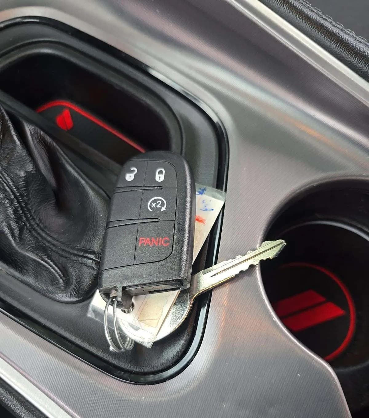 2019 DODGE CHALLENGER SXT 5