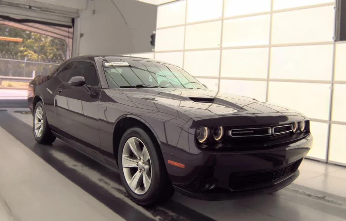 2020 DODGE CHALLENGER SXT 4