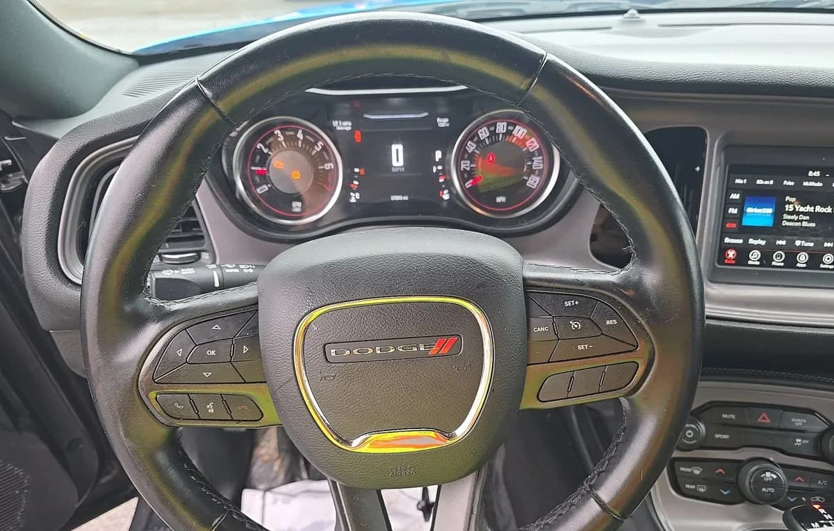 2023 DODGE CHALLENGER SXT 7