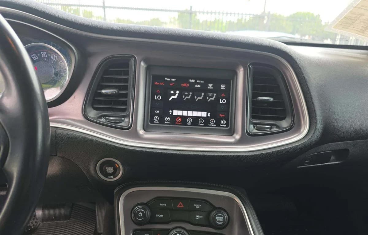2019 DODGE CHALLENGER SXT 7