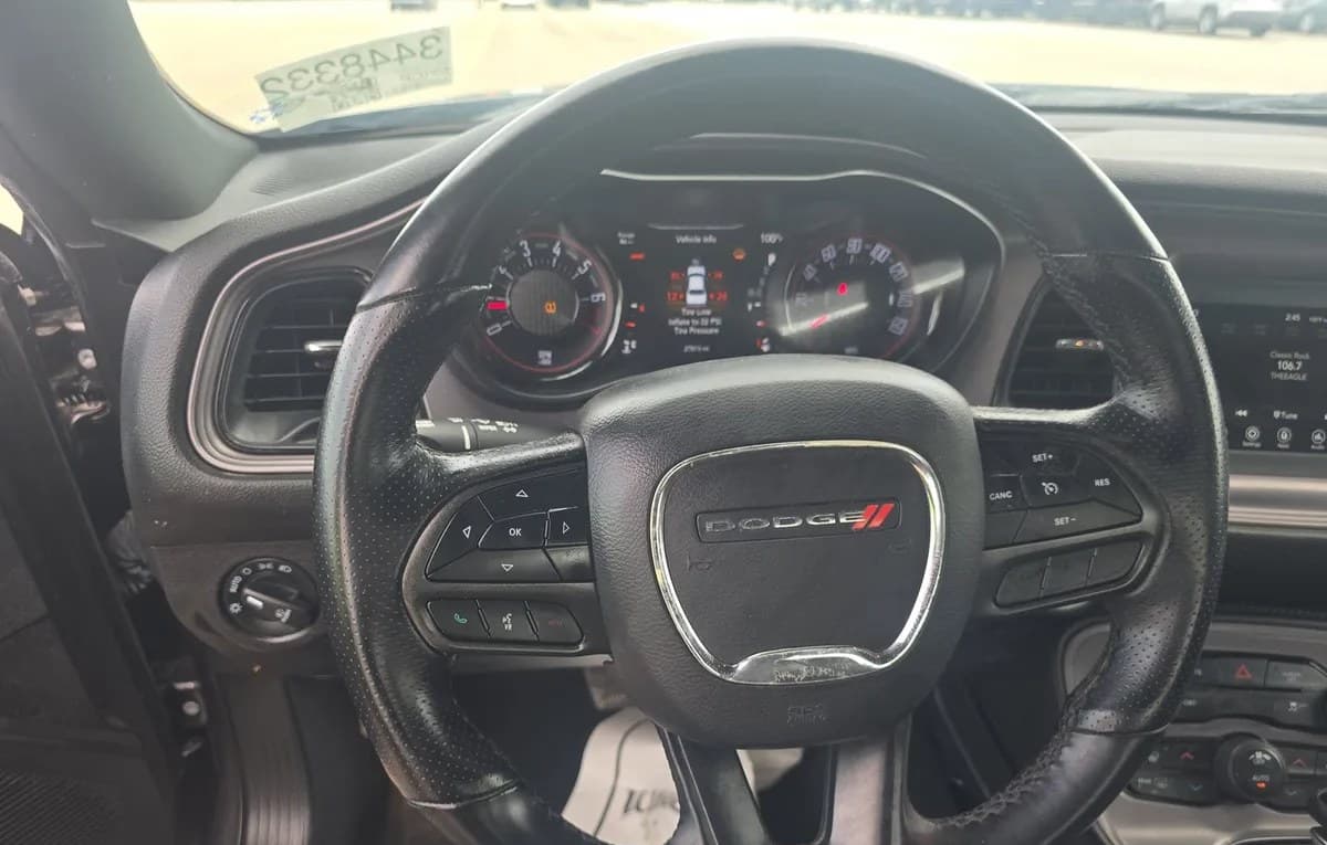 2023 DODGE CHALLENGER SXT 7