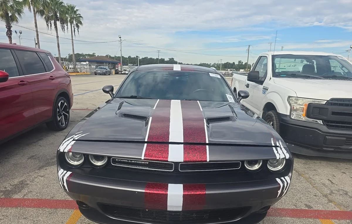 2020 DODGE CHALLENGER SXT 3