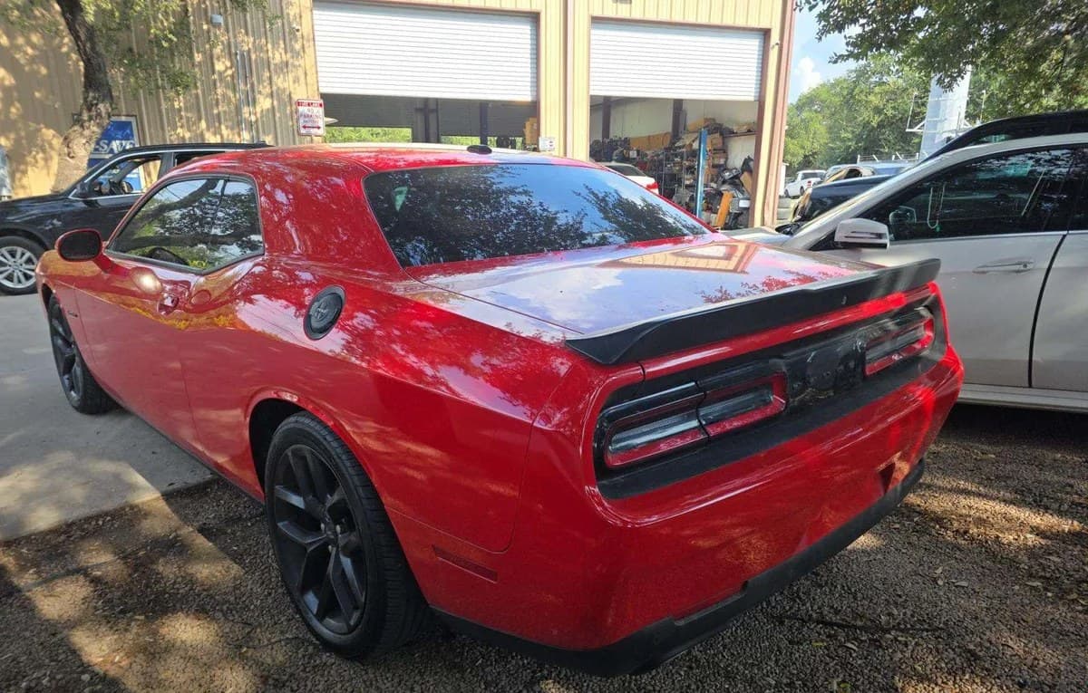 2021 DODGE CHALLENGER R/T 3