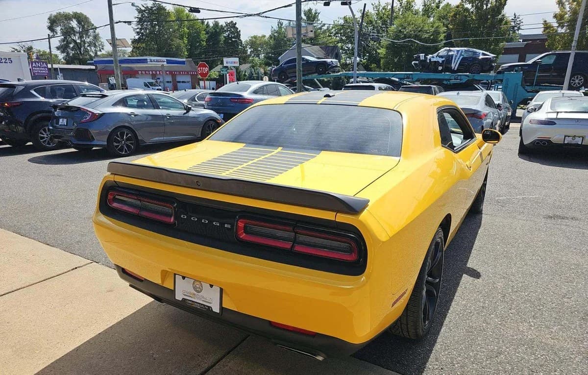 2017 DODGE CHALLENGER R/T 4