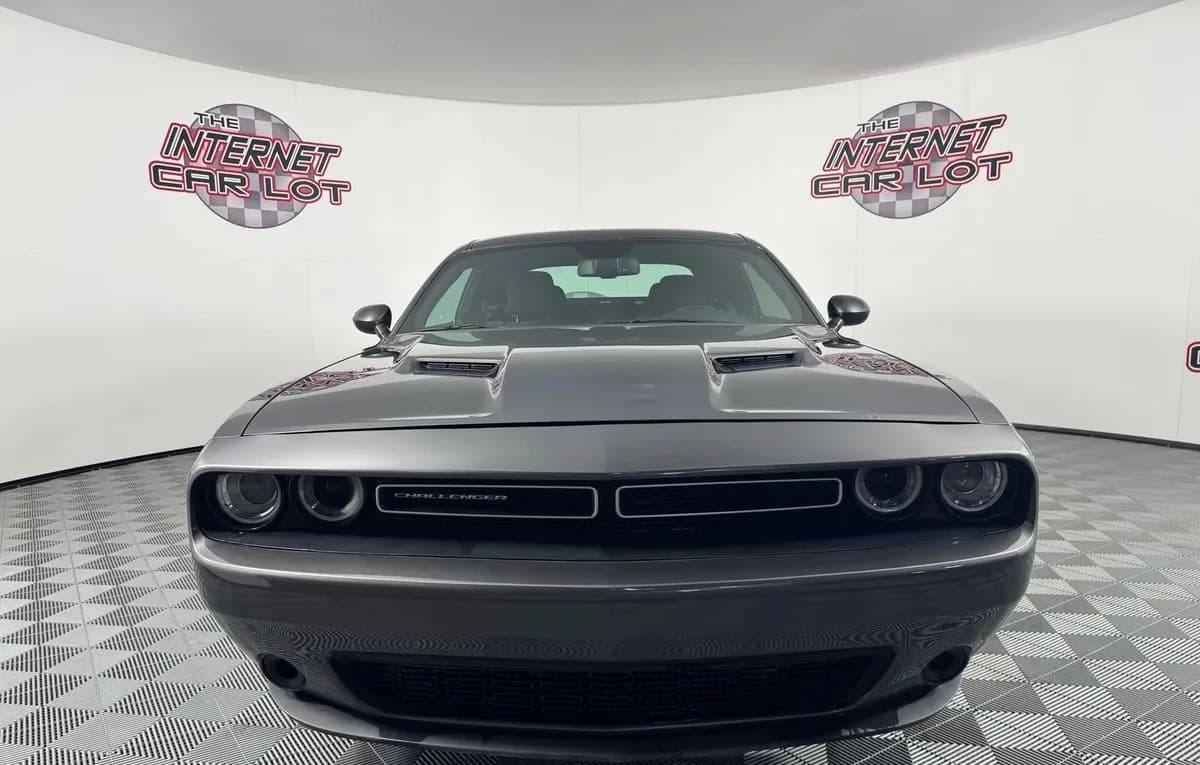 2021 DODGE CHALLENGER SXT 3