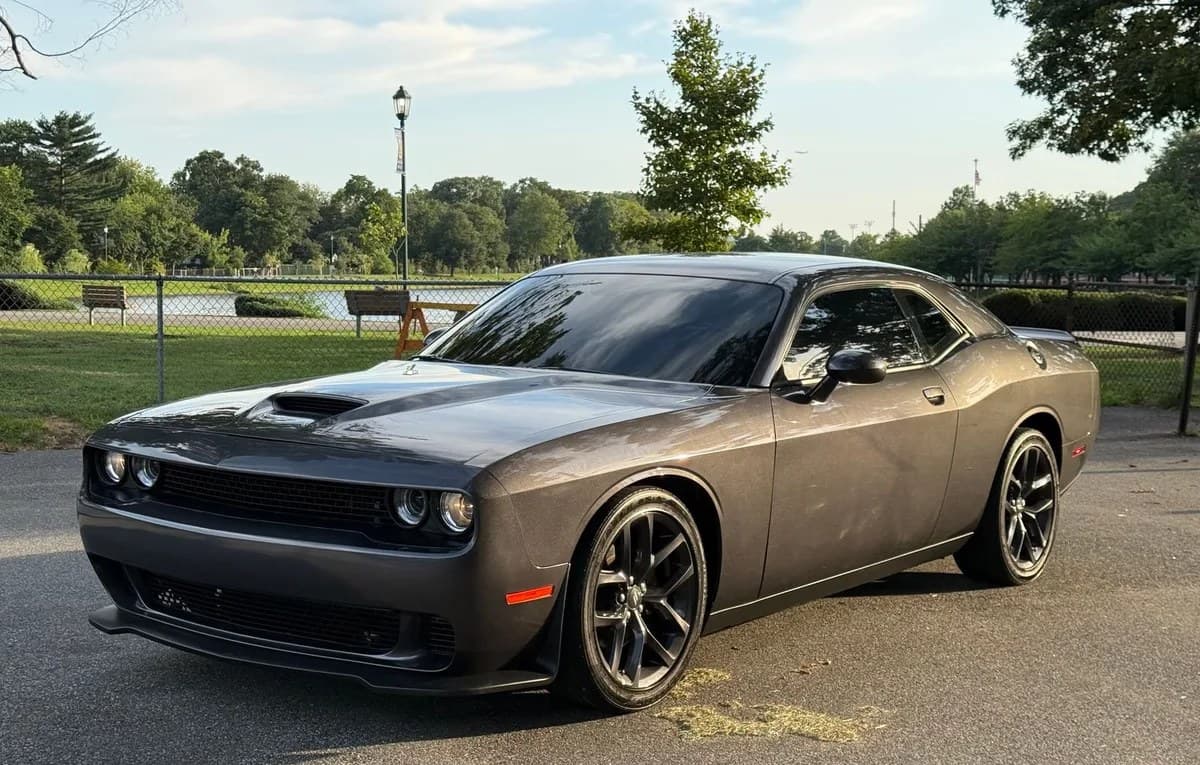 2022 DODGE CHALLENGER GT 4