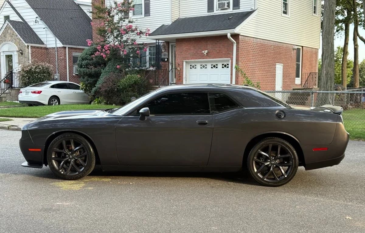 2022 DODGE CHALLENGER GT 5