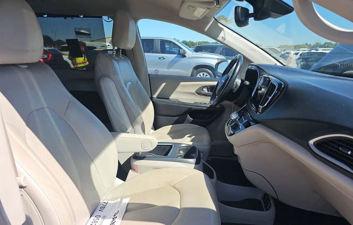 2021 CHRYSLER PACIFICA TOURING L 121.6" WB 5