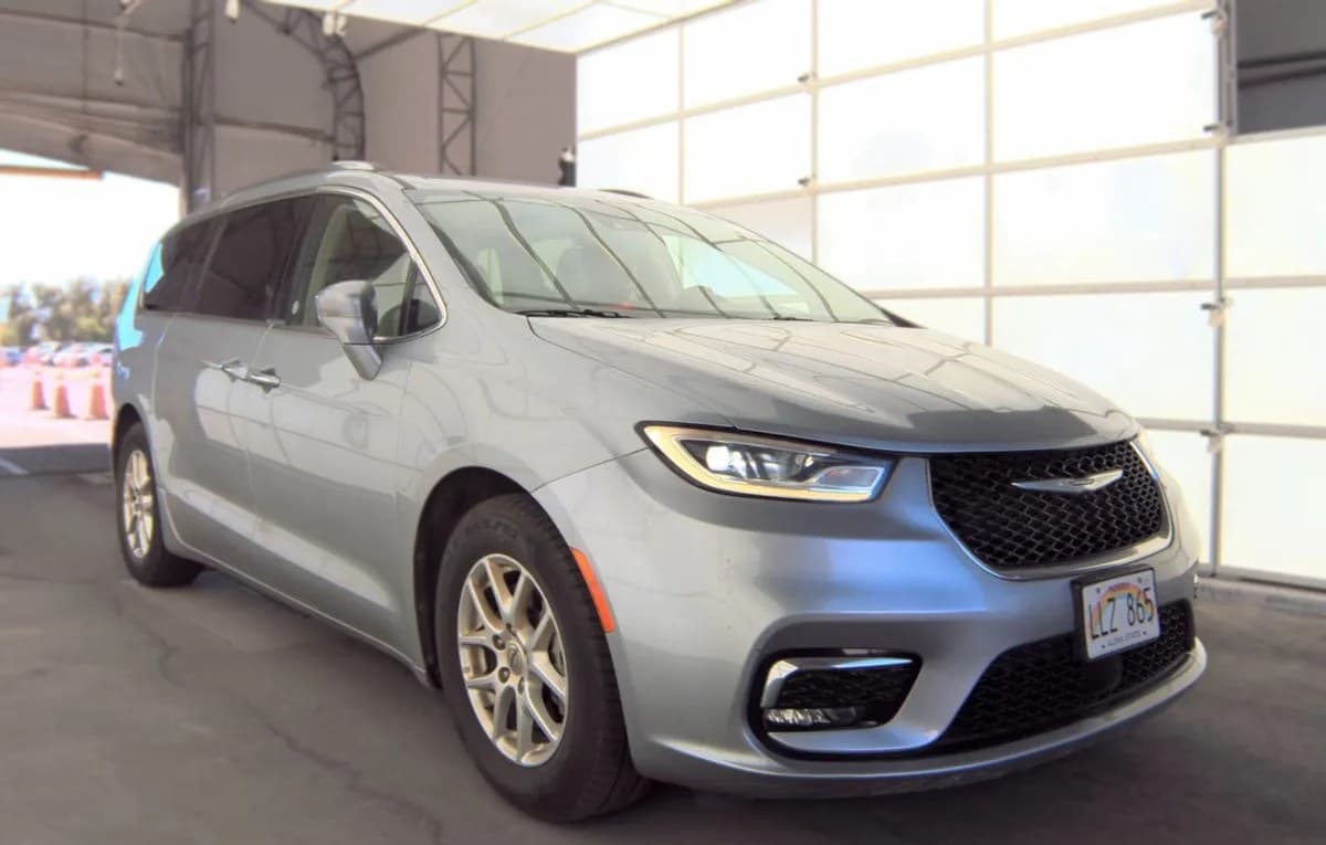2021 CHRYSLER PACIFICA TOURING L 121.6" WB 4