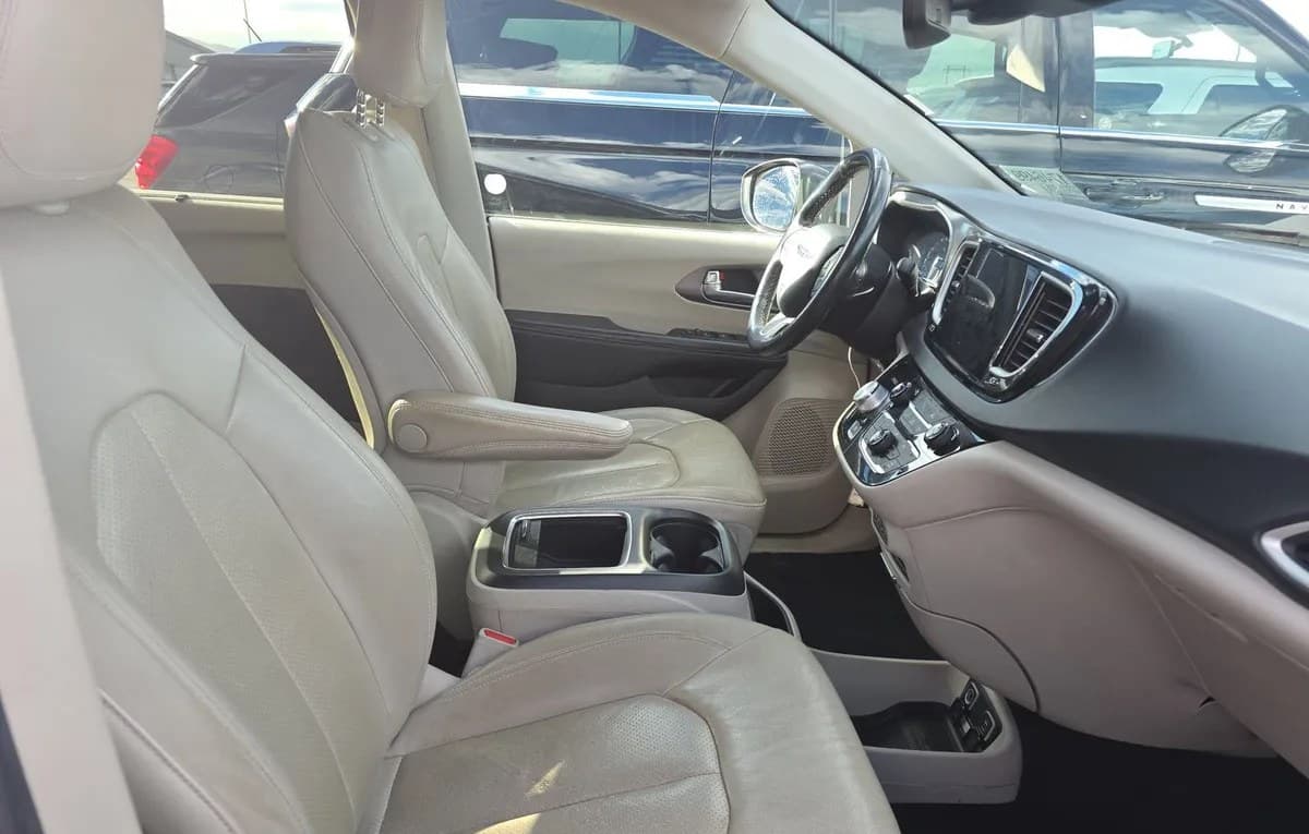 2021 CHRYSLER PACIFICA TOURING L 121.6" WB 5