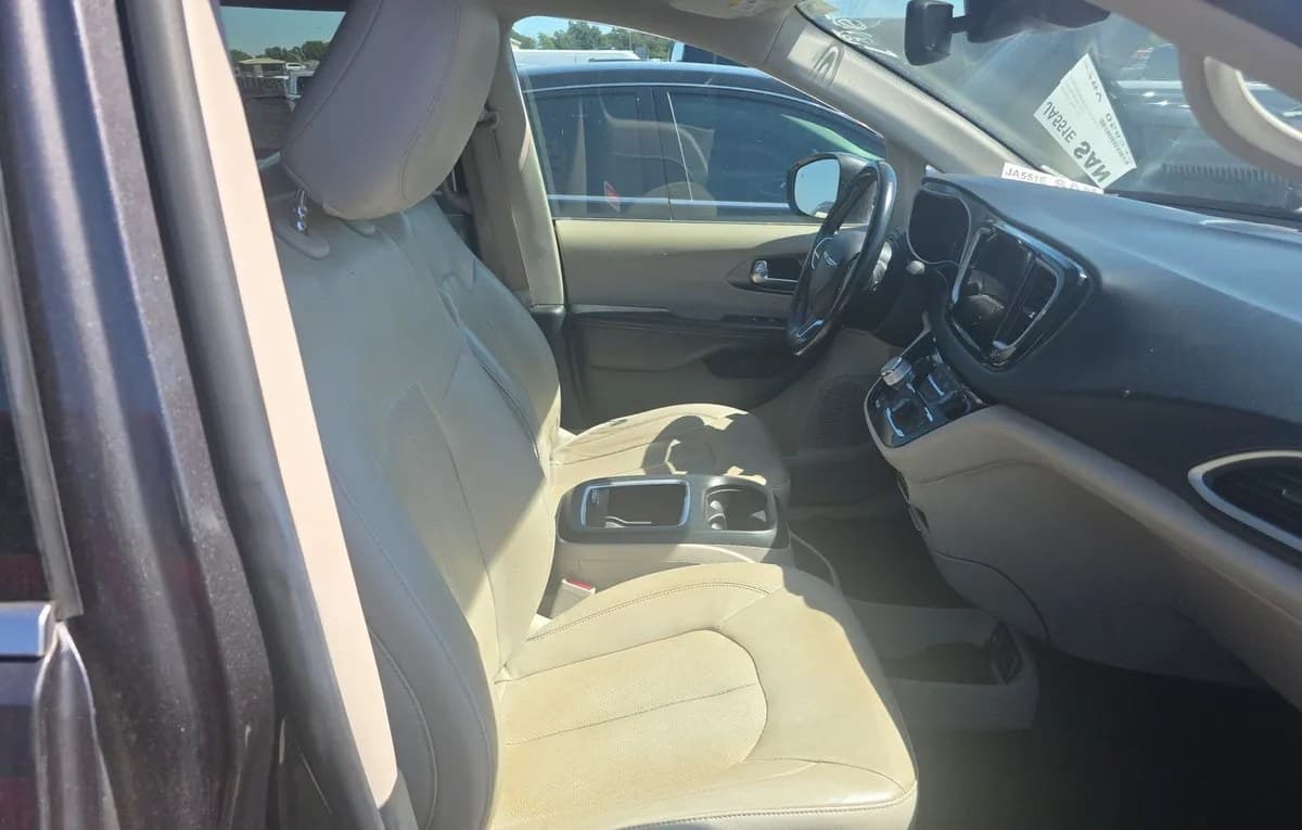 2021 CHRYSLER PACIFICA TOURING L 121.6" WB 5