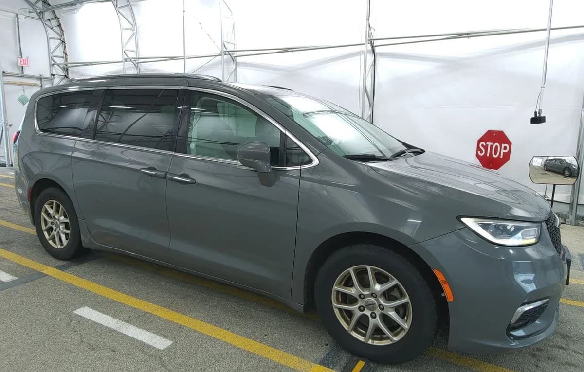2021 CHRYSLER PACIFICA TOURING L 121.6" WB 4