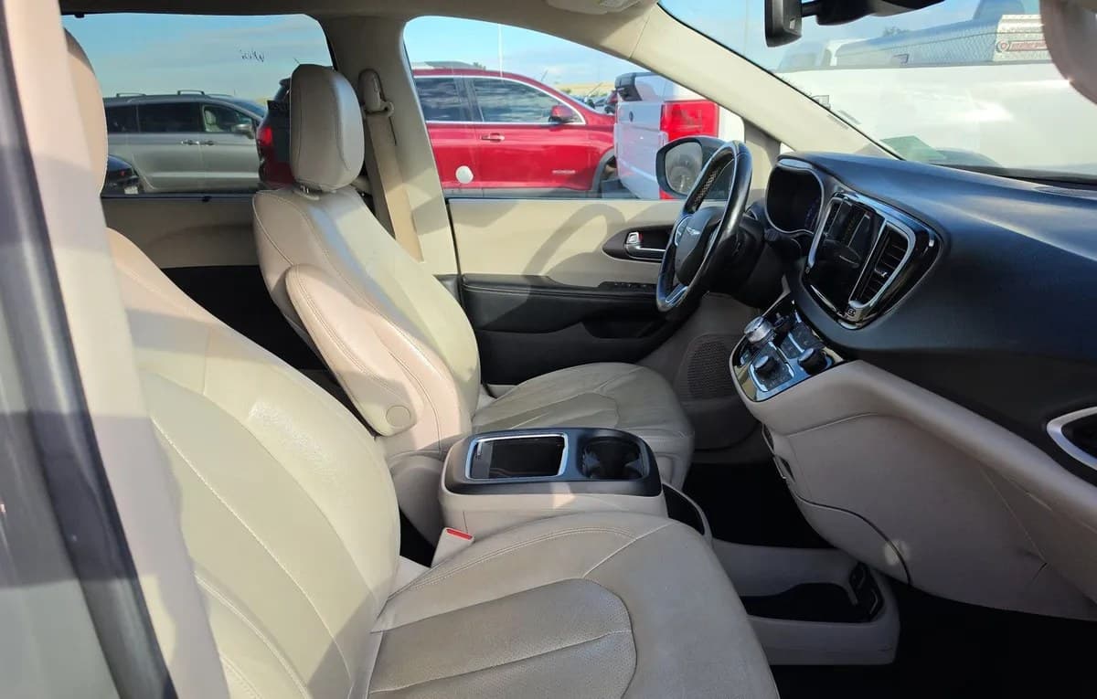 2021 CHRYSLER PACIFICA TOURING L 121.6" WB 5
