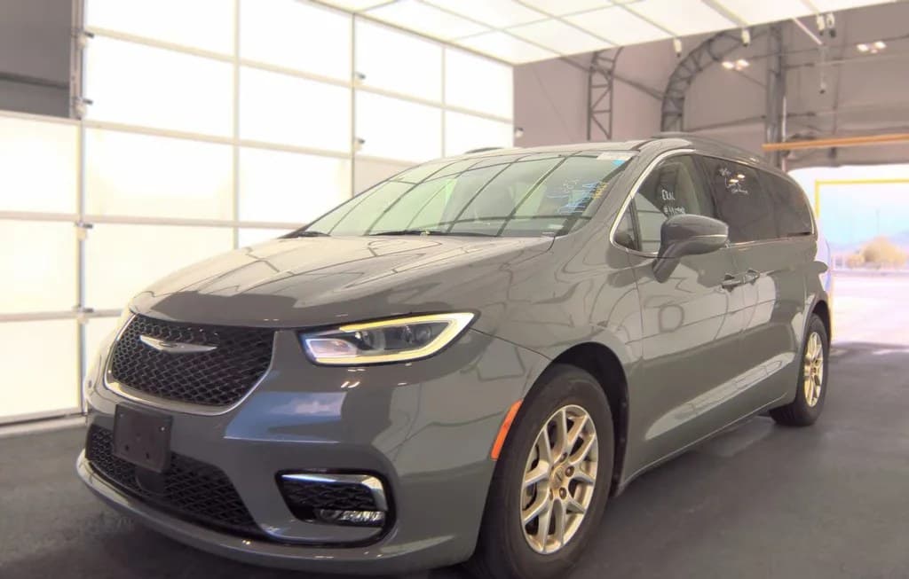 2022 CHRYSLER PACIFICA TOURING L 121.6" WB 1