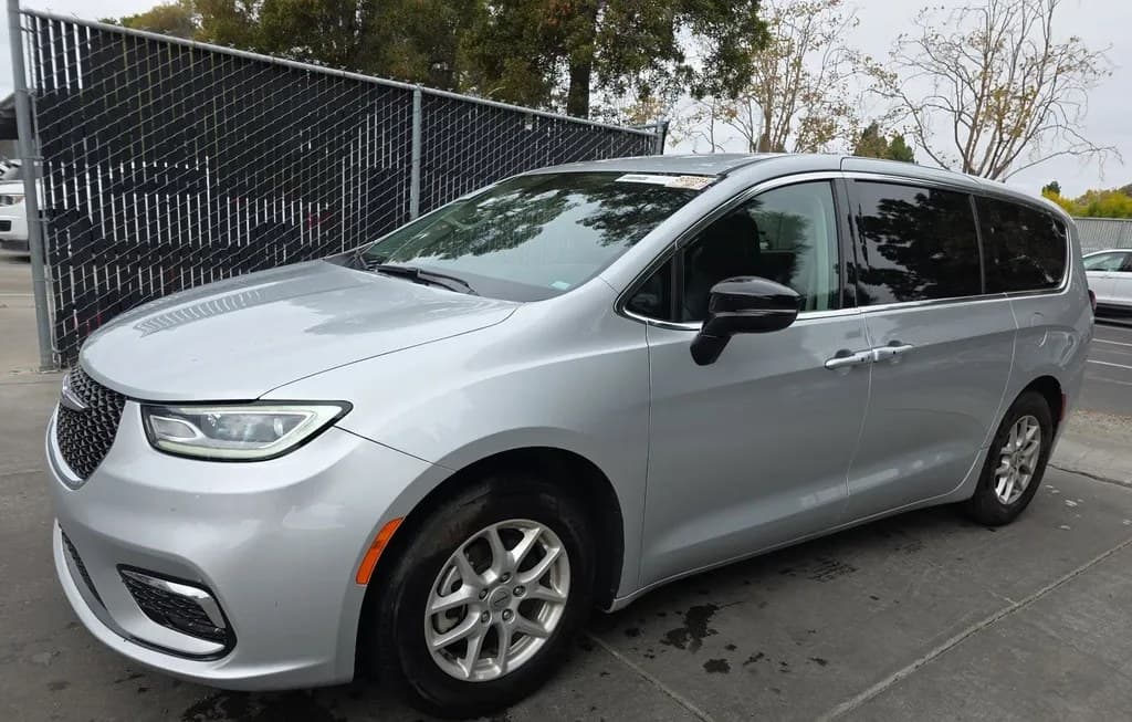 2024 CHRYSLER PACIFICA TOURING L 121.6" WB