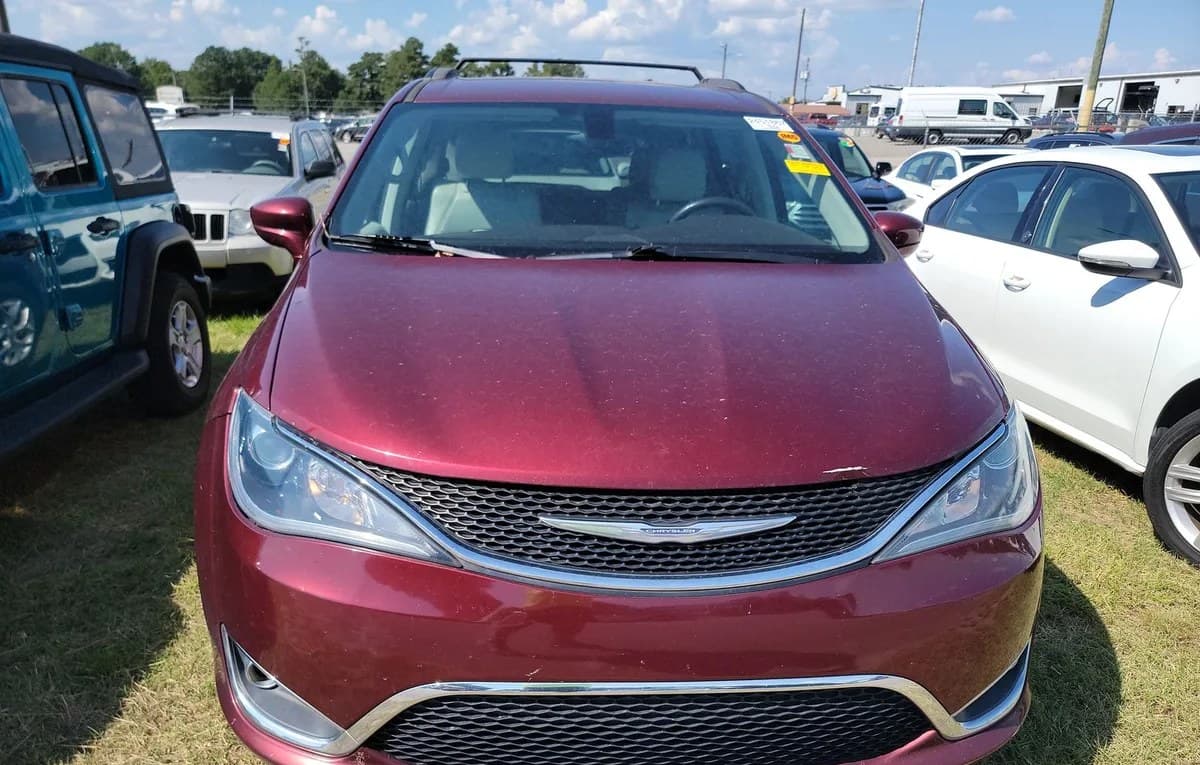 2017 CHRYSLER PACIFICA TOURING L 121.6" WB 3