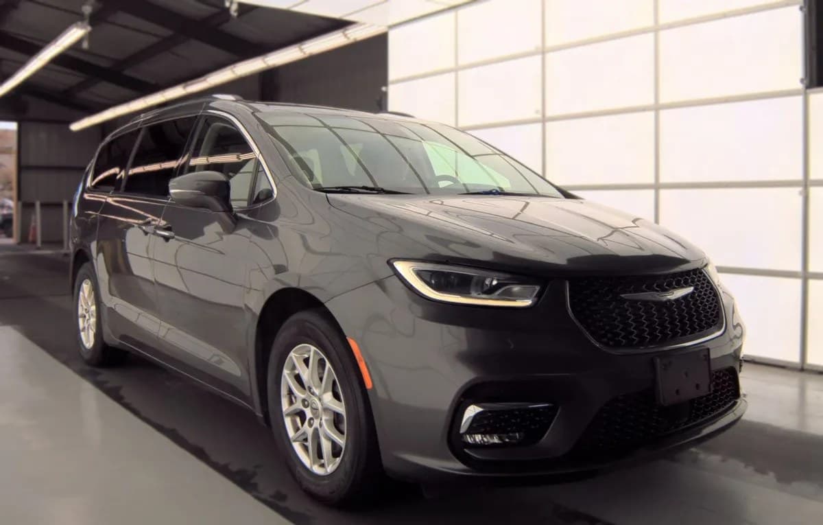2021 CHRYSLER PACIFICA TOURING L 121.6" WB 4