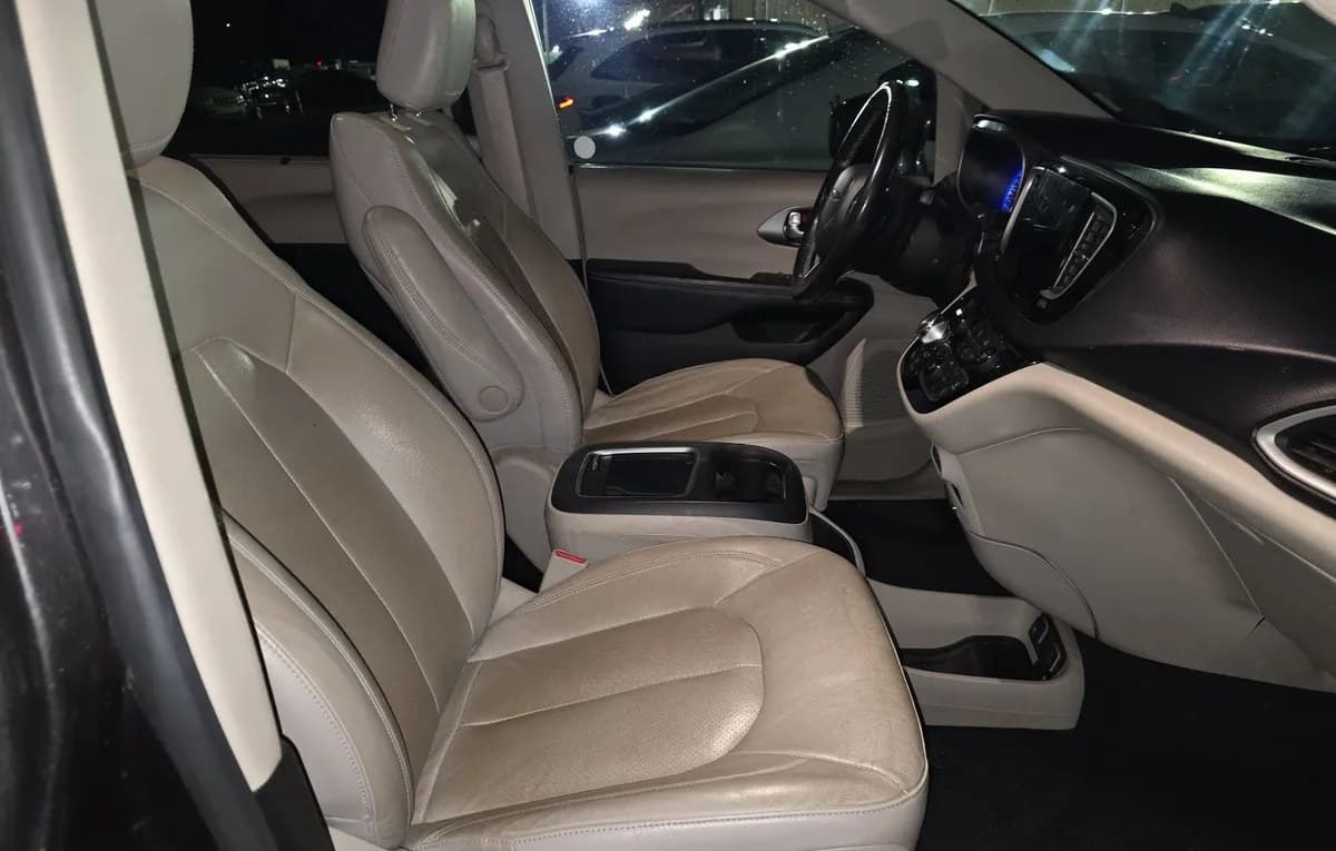 2021 CHRYSLER PACIFICA TOURING L 121.6" WB 5