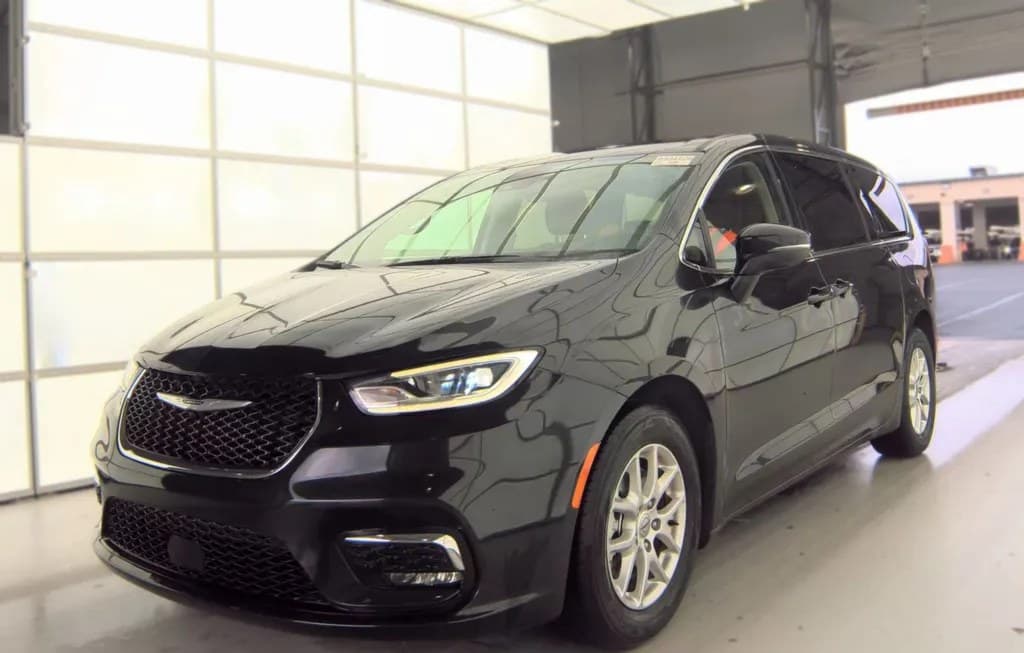 2023 CHRYSLER PACIFICA TOURING L 121.6" WB