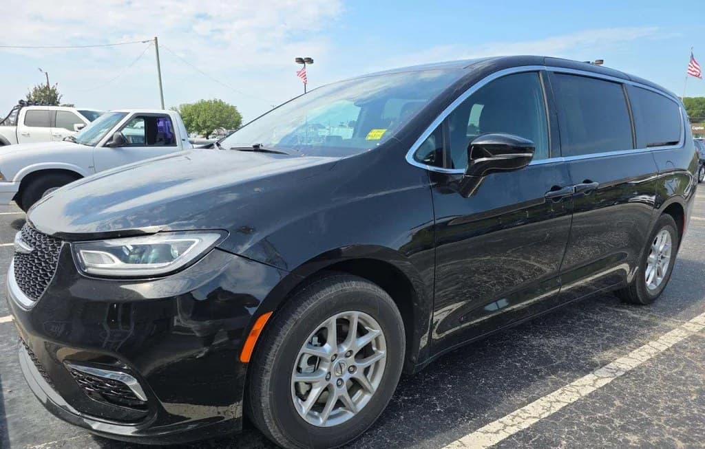 2025 CHRYSLER PACIFICA SELECT 121.6" WB