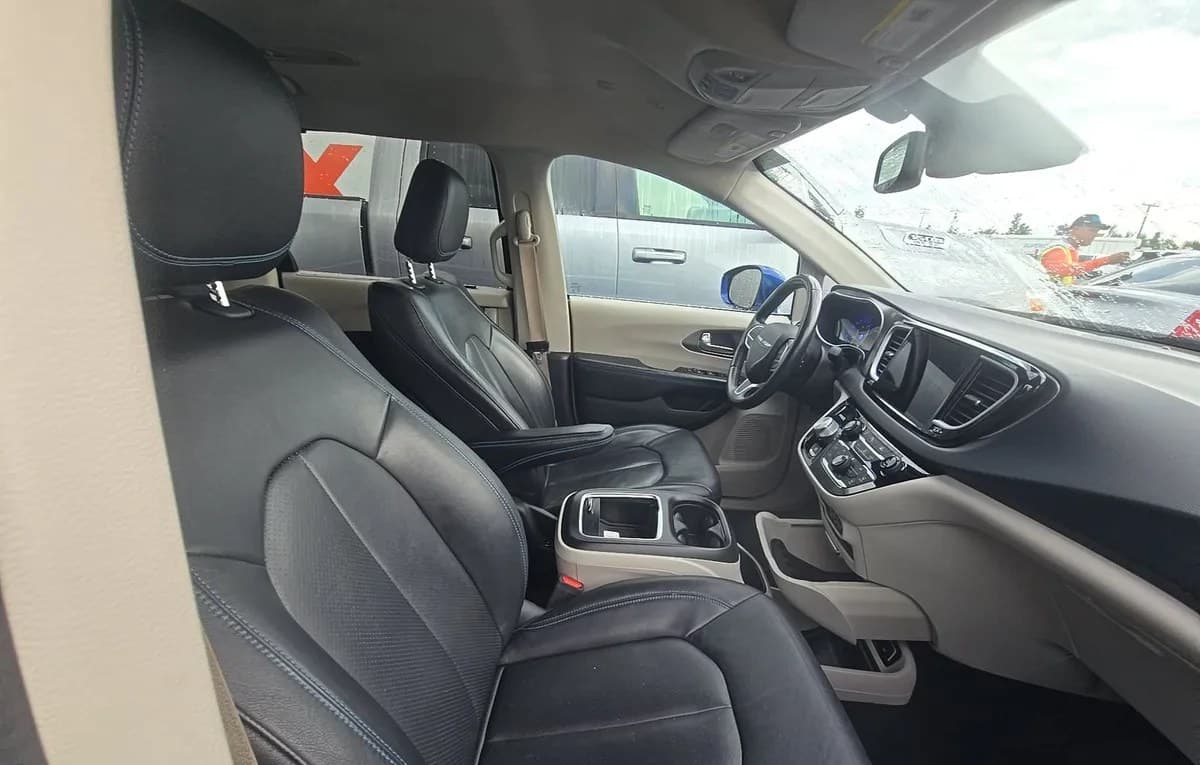 2021 CHRYSLER PACIFICA TOURING L 121.6" WB 5