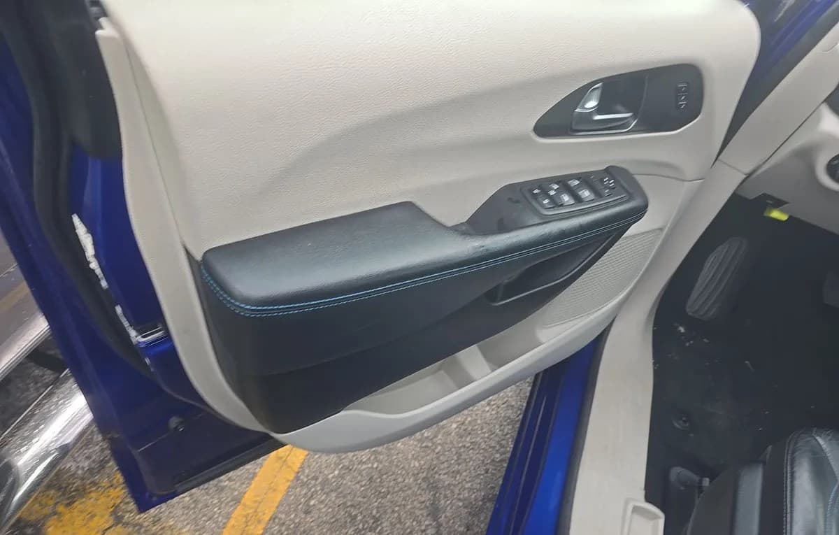 2021 CHRYSLER PACIFICA TOURING L 121.6" WB 6