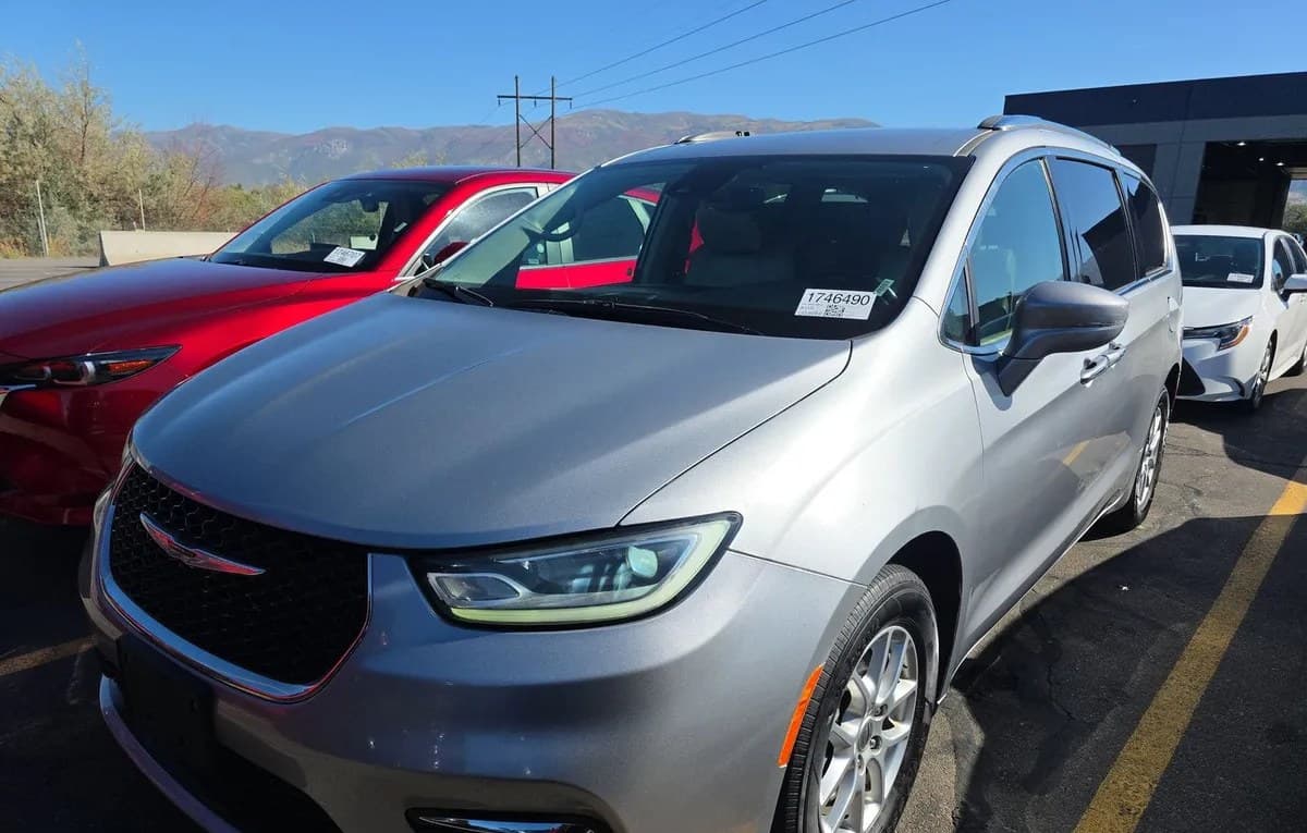 2021 CHRYSLER PACIFICA TOURING L 121.6" WB 2