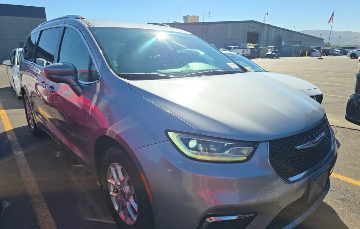 2021 CHRYSLER PACIFICA TOURING L 121.6" WB 4