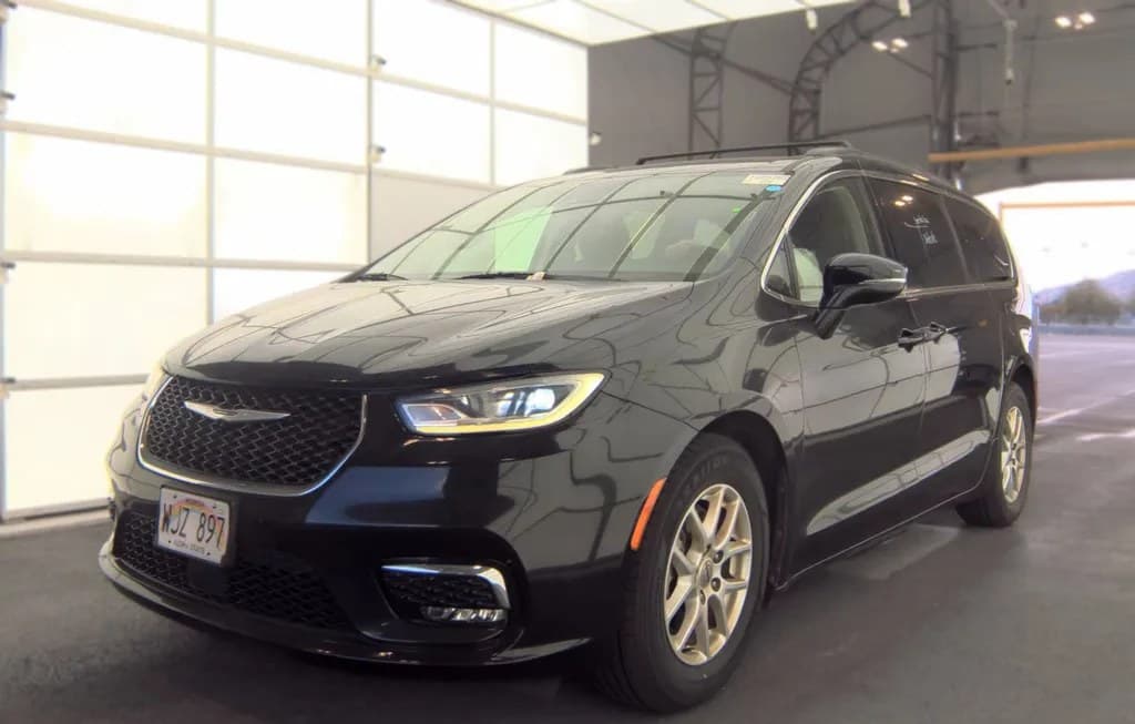 2022 CHRYSLER PACIFICA TOURING L 121.6" WB 1