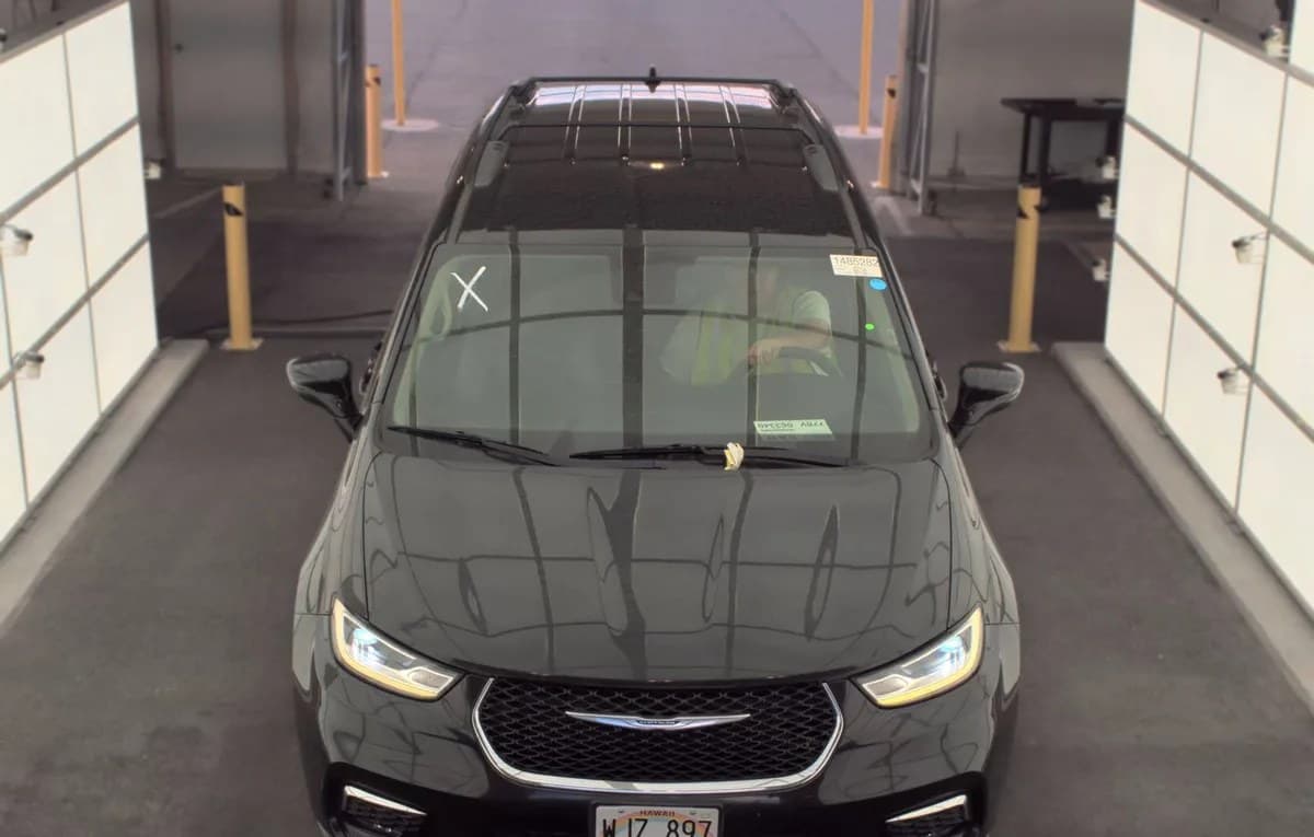 2022 CHRYSLER PACIFICA TOURING L 121.6" WB 3