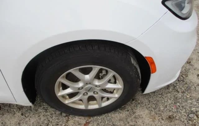 2023 CHRYSLER PACIFICA TOURING L 121.6" WB 4